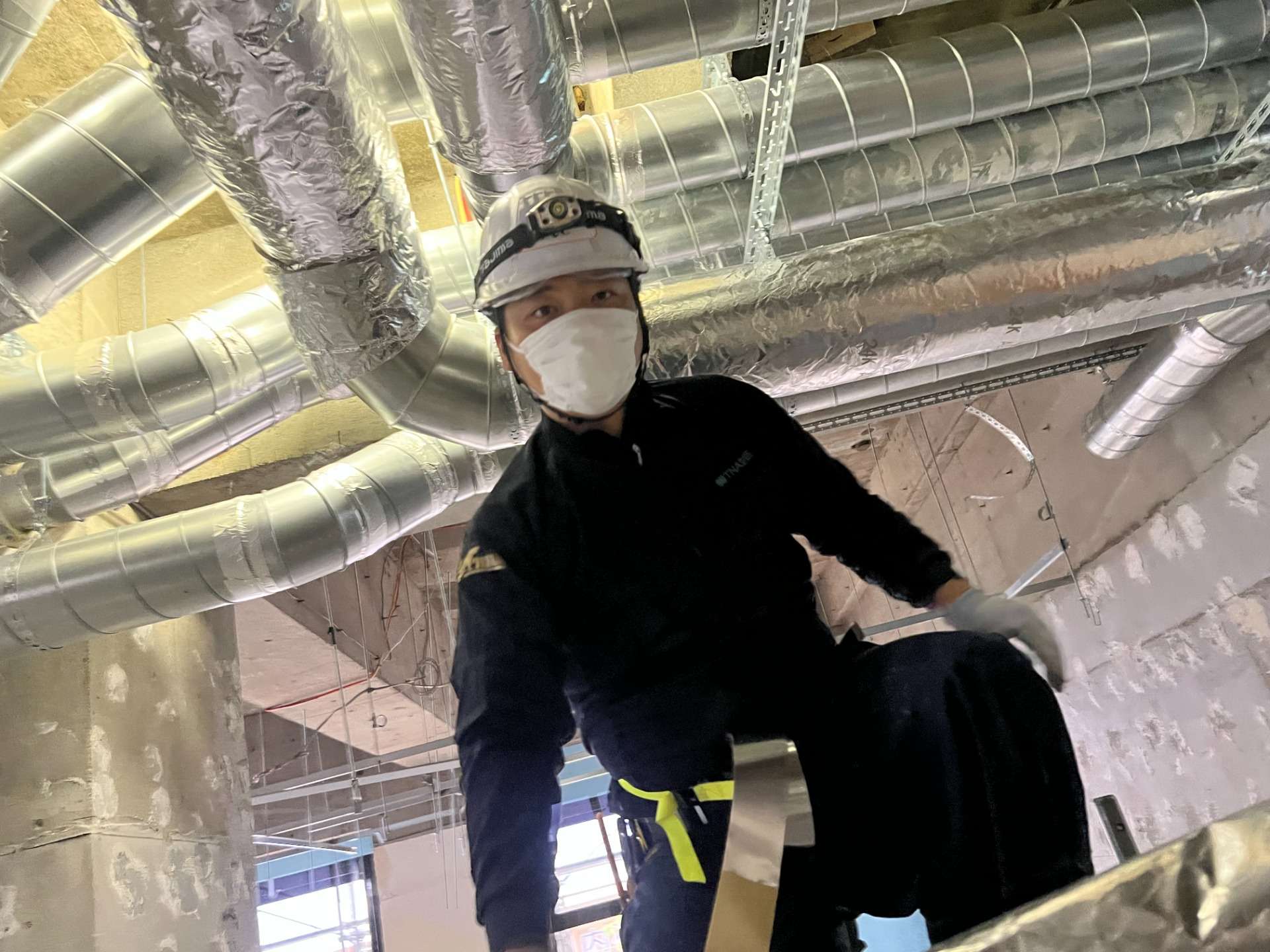 保温工事(ダクト工事)